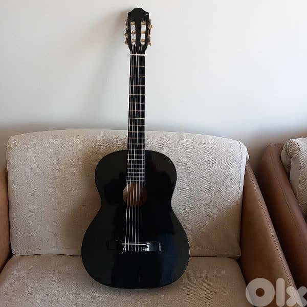 Classic Guitar- Black color - size 4/4 0