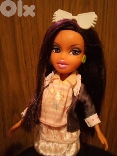 Bratz YASMIN ALL GLAMMED UP DESIGNER STREAKS MGA great doll+Boots=33$