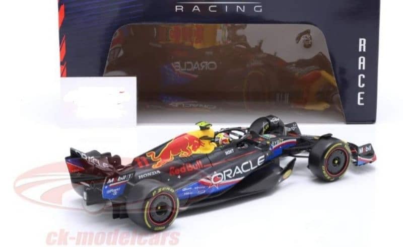 S. Perez Red Bull RB19 (GP USA 2023) diecast car model 1;18. 4