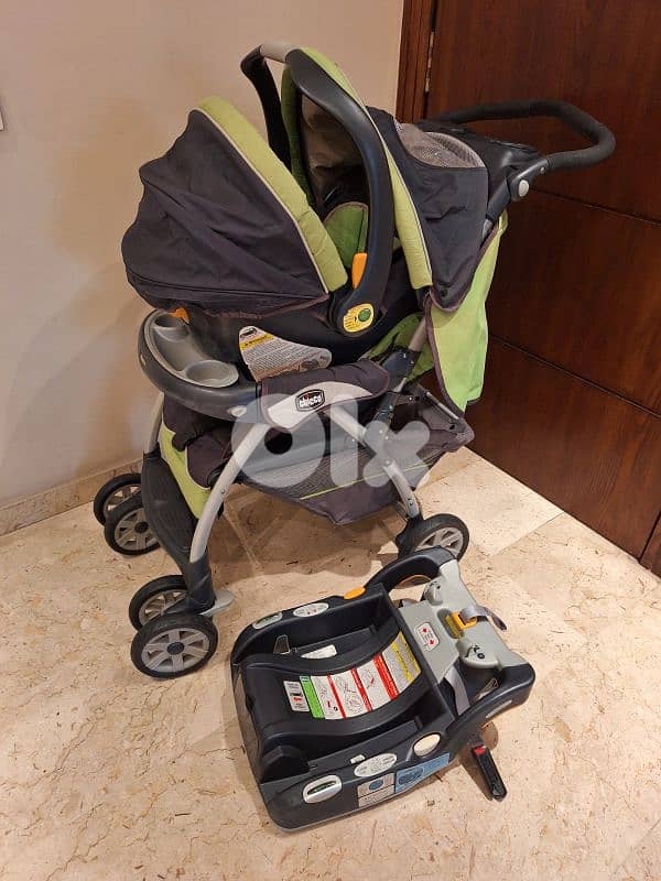 Chicco Stroller & Car Seat + free gift Comfy Car 1