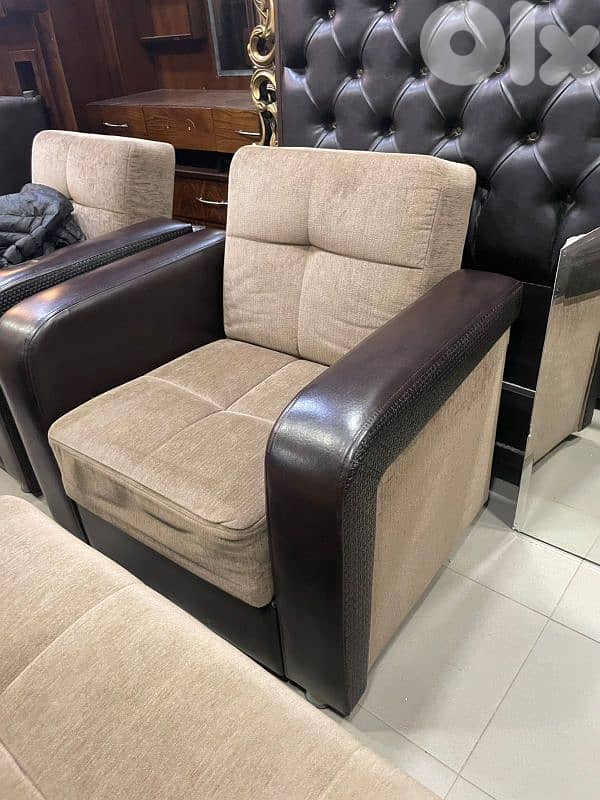 طقم كنبايات شغل istikbal تركي بفتح صندوق وتخت 2