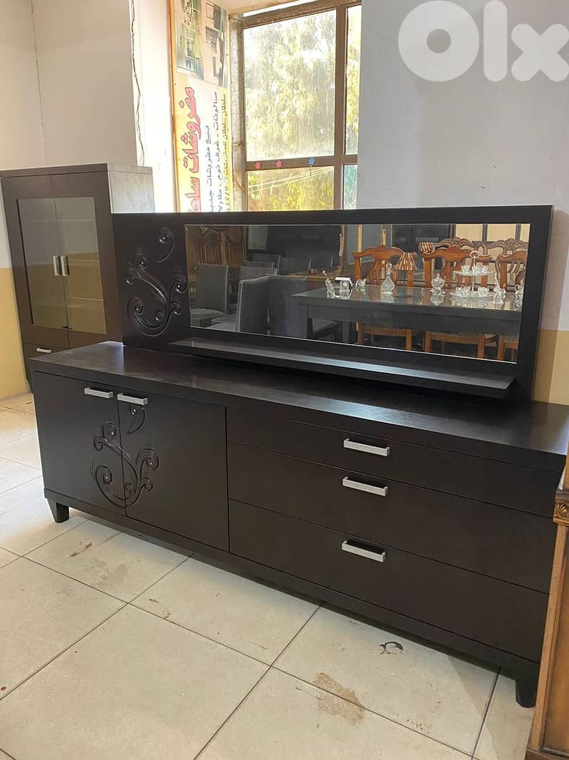 اوضة سفرة شغل istikbal تركية بتتكبر وبتتصغر درسوار وفاترينة كريستال 9