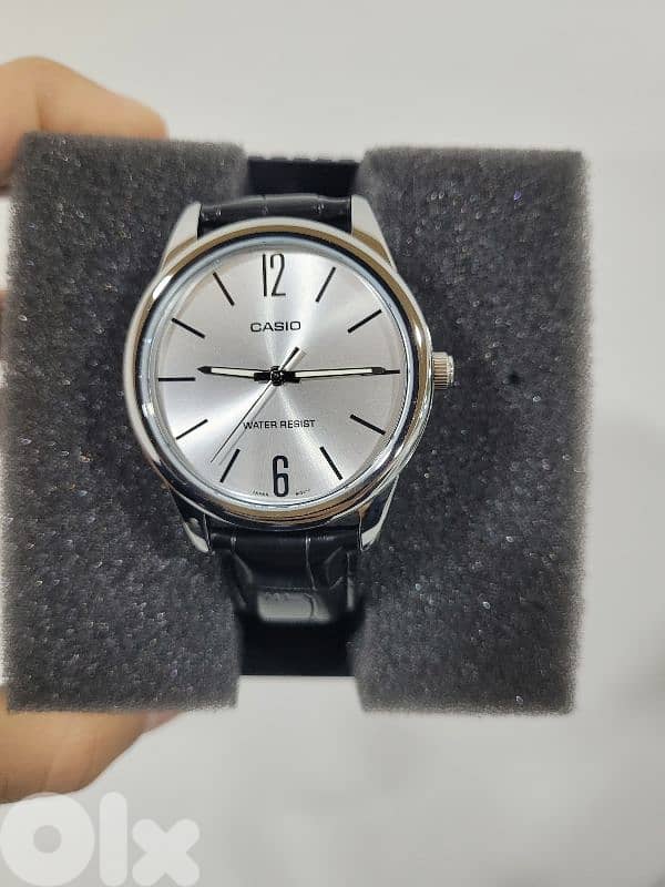 2 Casio authentic watches 0