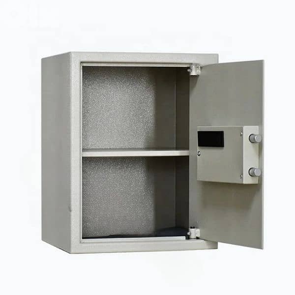 Safe Model 50EC Electronic Digital Safe 2