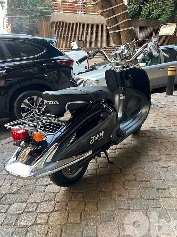 Honda jocker 90 old school 2