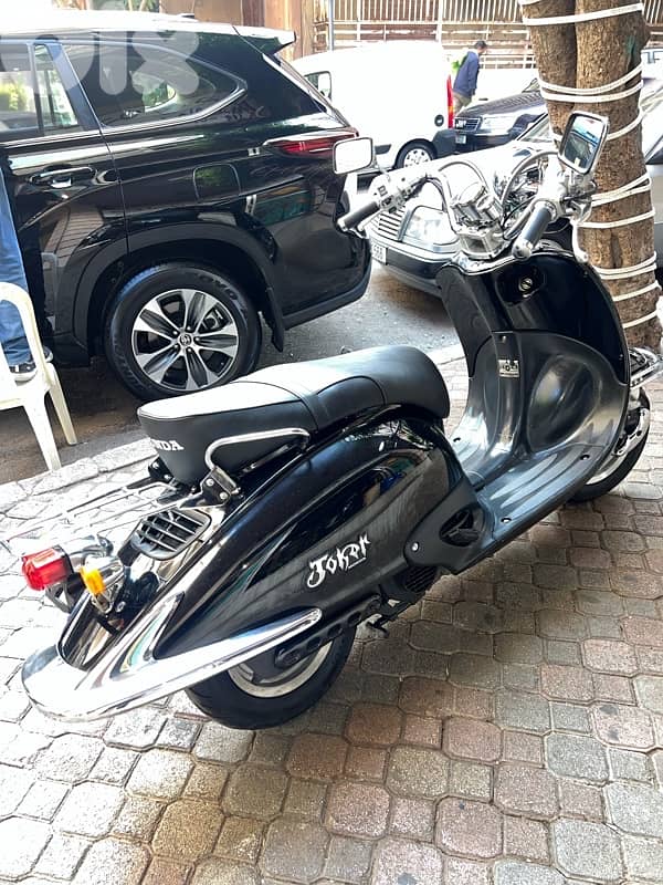 Honda jocker 90 old school 9