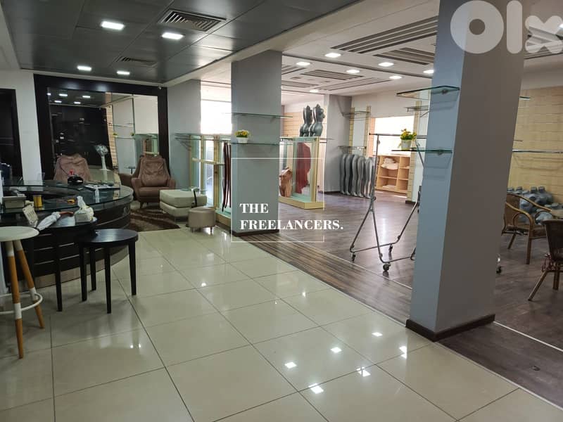 Showroom for sale in Antelias صالة عرض للبيع في انطلياس TIR3012 0