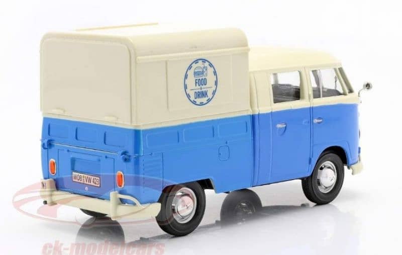 V. W T1 Food Truck diecast car model 1:24. 2