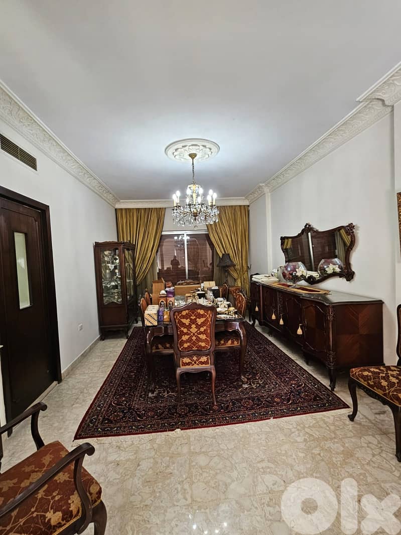 APARTMENT IN ACHRAFIEH , SOLAR PANELS (350SQ) 4 BEDS , (AC-959) 0