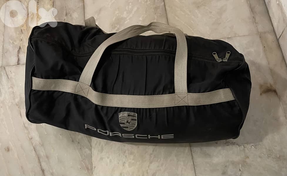 Porsche cover cayenne 0