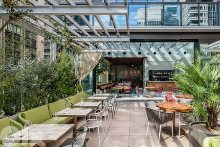 SPACIOUS RESTAURANT IN DOWNTOWN PRIME / TERRACE (500SQ) , (BTR-300)