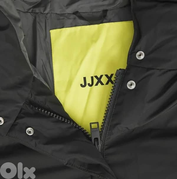 black coat european brand new for sale 4