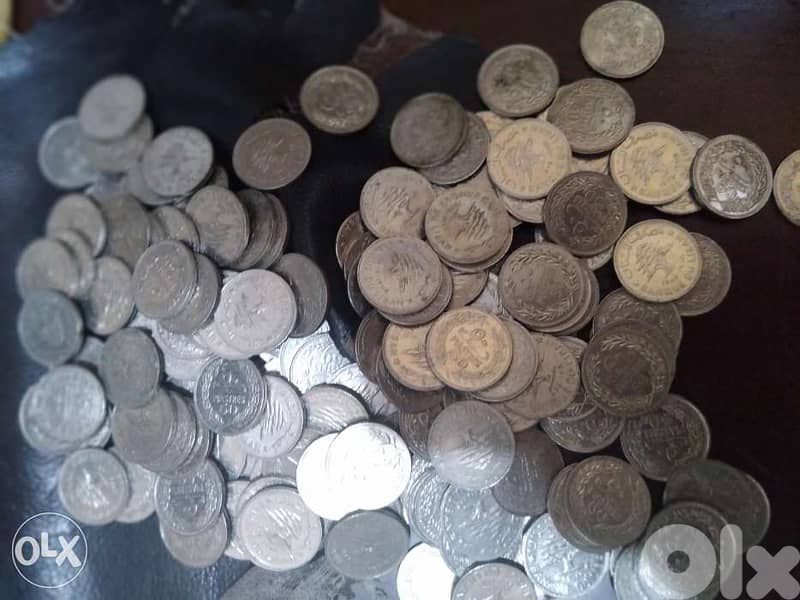 Lebanese Banknotes & coins 1
