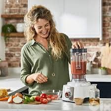 Kenwood FDP65.750Wh Food Processor 1000W 3L Bowl 1.5L محضرة طعام كينود 4