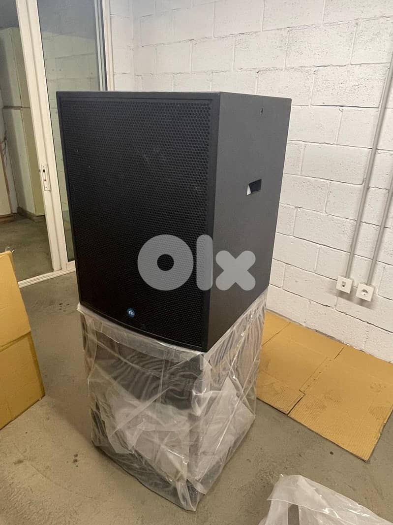 Complete Home, Events, and Presentation Bundle – Surround System! 16