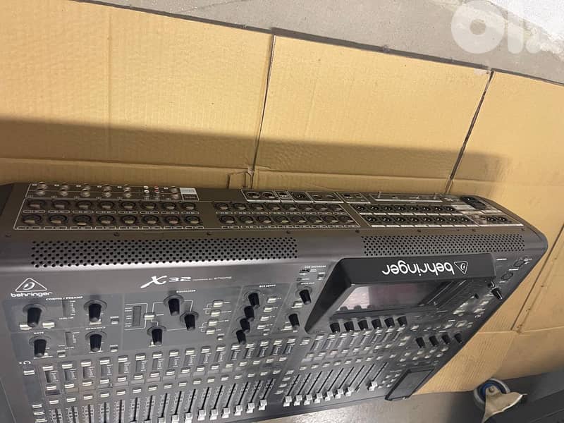 Complete Home, Events, and Presentation Bundle – Surround System! 19