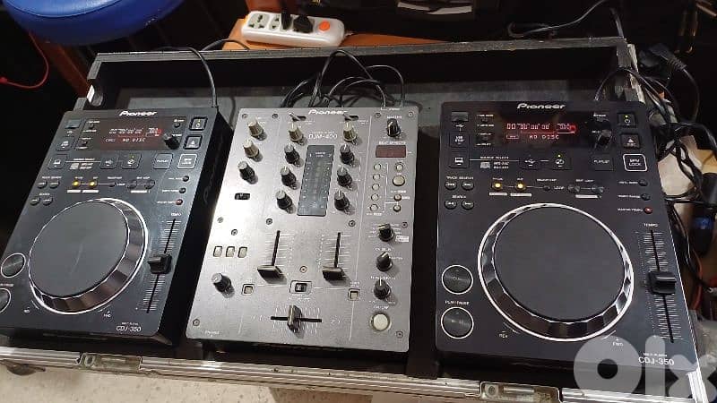 pioneer cdj 350 + mixer pioneer 400 + case 0