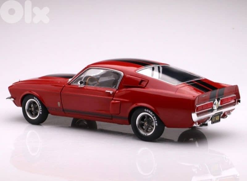 Ford Mustang Shelby GT500 1967 diecast car model 1;18. 3