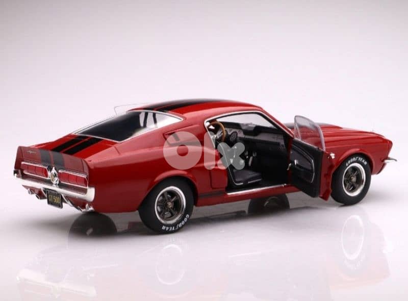 Ford Mustang Shelby GT500 1967 diecast car model 1;18. 7