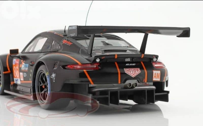 Porsche 911 RSR (24h Le Mans 2020) diecast car model 1;18 3