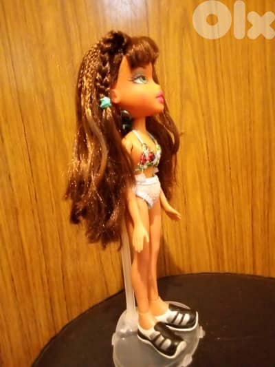 BRATZ SUN KISSED SUMMER Dana MGA Great doll04+Own swim wear+Kickers=32
