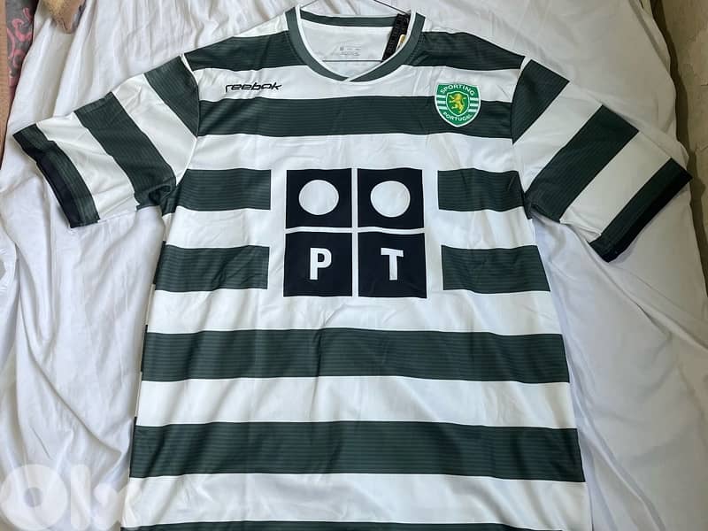 sporting lisbon portugal home kit 0