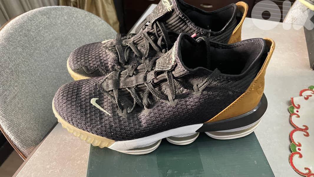 basketball LeBron 16 Low Soundtrack size 42.5 0
