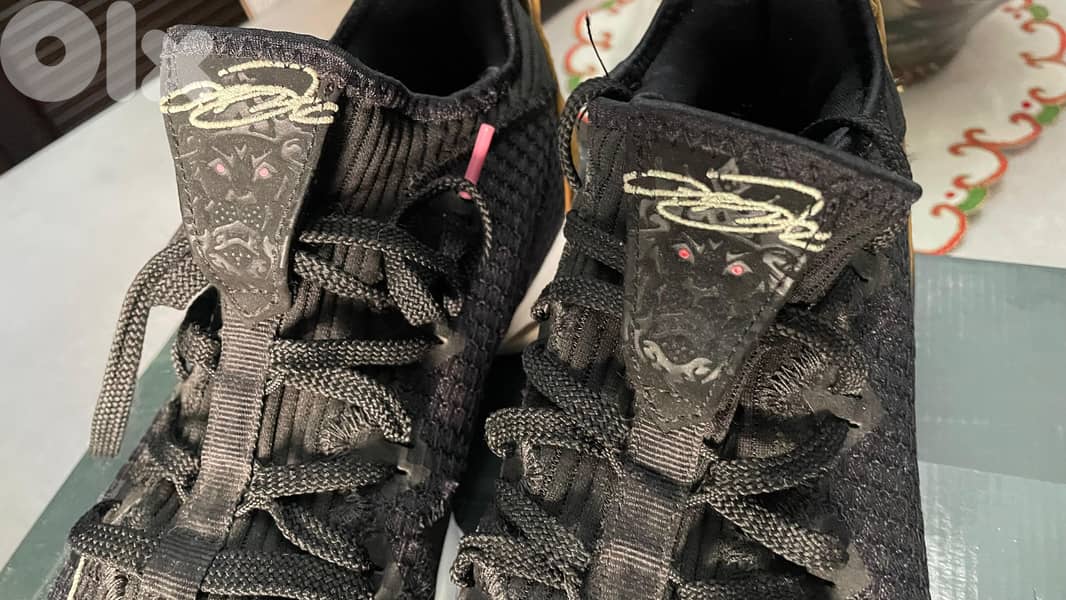 basketball LeBron 16 Low Soundtrack size 42.5 3