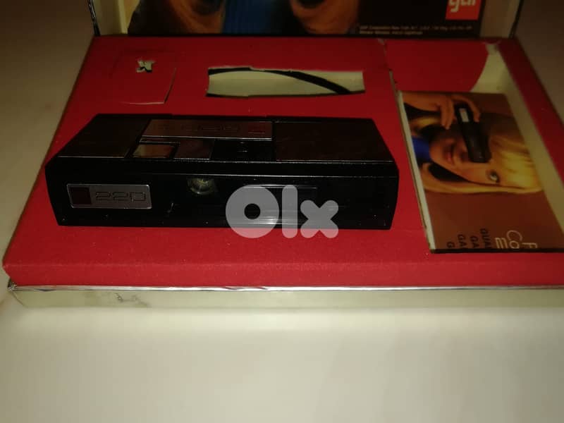 Vintage GAF 220 film pocket camera in box made in Japan still in mint 1