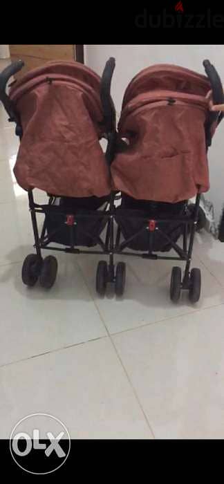 عرباية توأم twins stroller