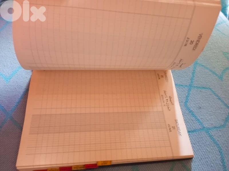 مذكرة من سنة 1975 غير مستعمة و غير مكتوب عليها 6