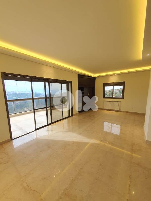 240m² | Apartment for rent in broumanaشقة للايجار في برمانا 0