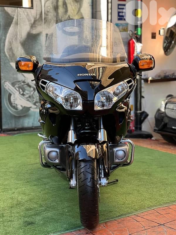 Honda Goldwing 1800 cc 1