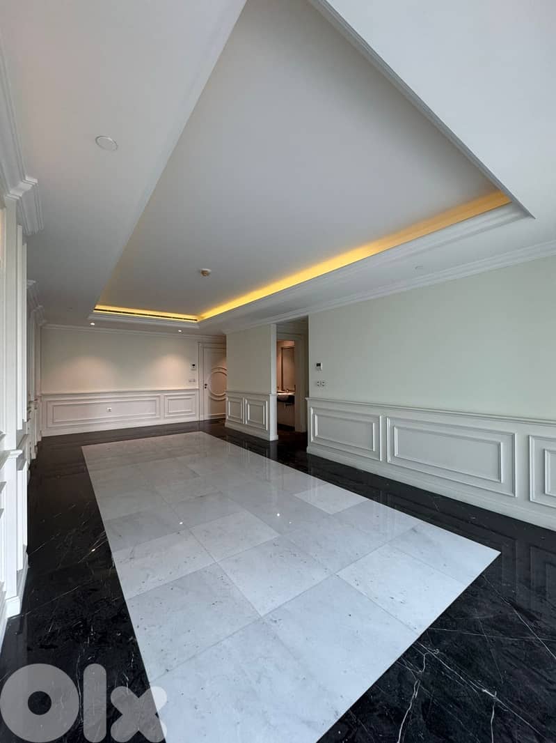 SPACIOUS APARTMENT IN DOWNTOWN PRIME (250SQ) 3 BEDROOMS , (BT-1012) 0