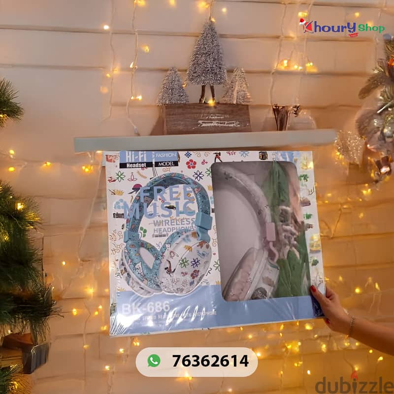 Logo, QRCode, Social Media Posts, Business Card, Short Reel . . . 16