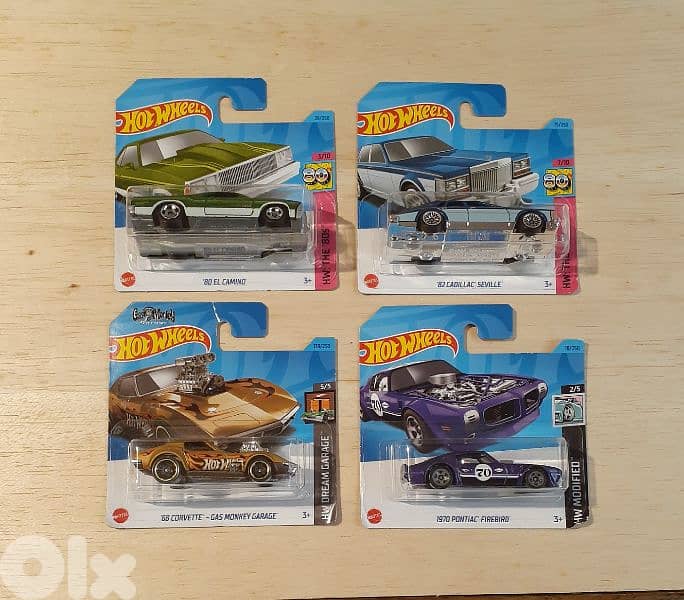 Hot Wheels diecast car model 1;64 12