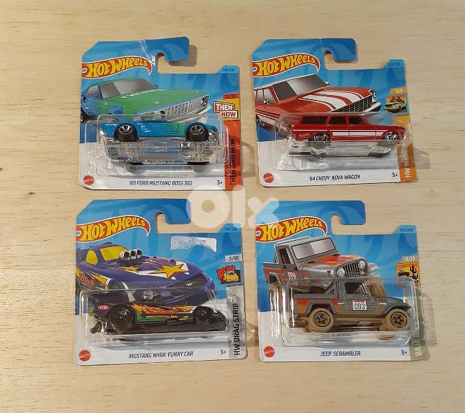 Hot Wheels diecast car model 1;64 13