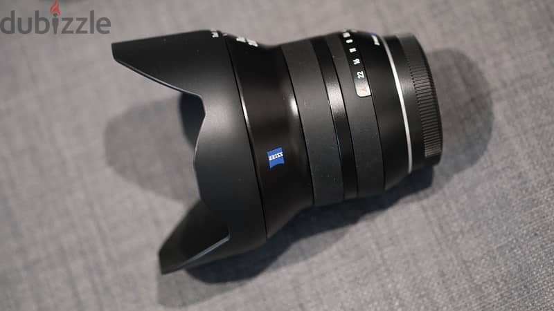 Zeiss Tuit 12 mm f2.8 / Xmount 1