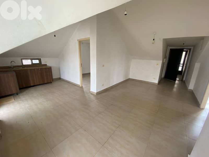 Rooftop Apartment For Rent In Mansourieh 0