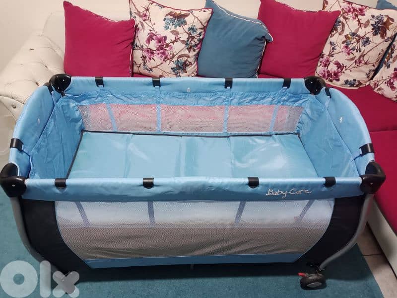 like new baby bed used for 2 weaks 2