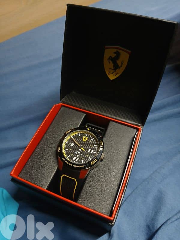 Scuderia ferrari watch 1