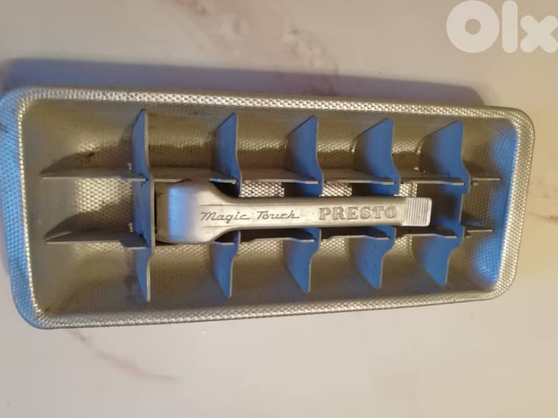Vintage Magic Touch Preston Ice Cube Tray Metal 1