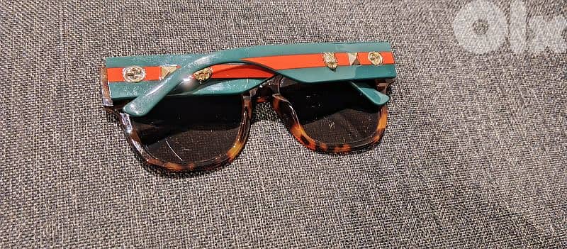 Oversized Gucci Sunglasses in good condition 4