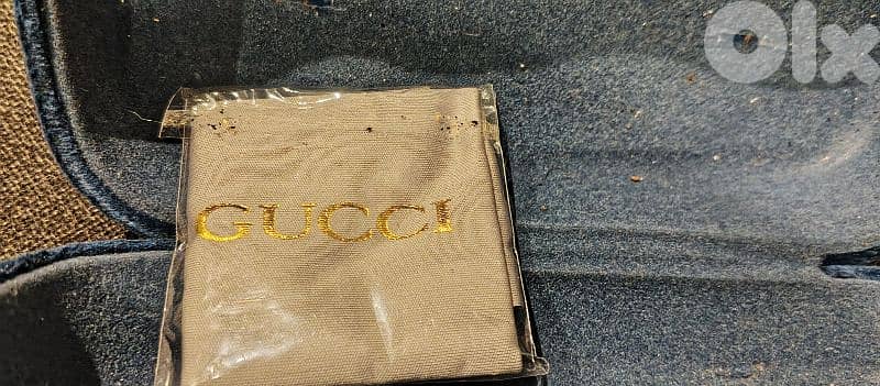 Oversized Gucci Sunglasses in good condition 9