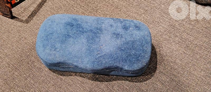 Oversized Gucci Sunglasses in good condition 11