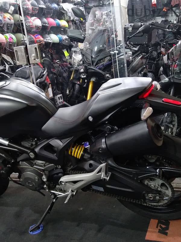 Ducati Monster 696 model 2009 like new 8400klm on odo 3