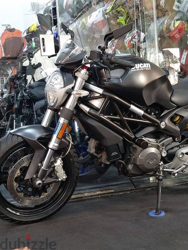 Ducati Monster 696 model 2009 like new 8400klm on odo 0