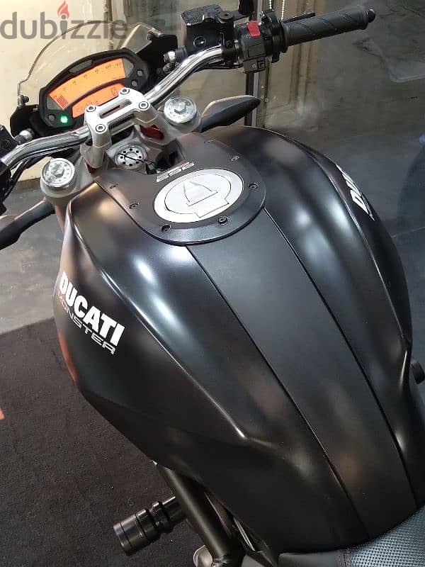 Ducati Monster 696 model 2009 like new 8400klm on odo 15