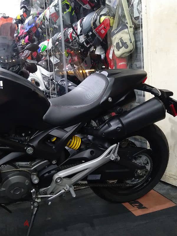 Ducati Monster 696 model 2009 like new 8400klm on odo 16
