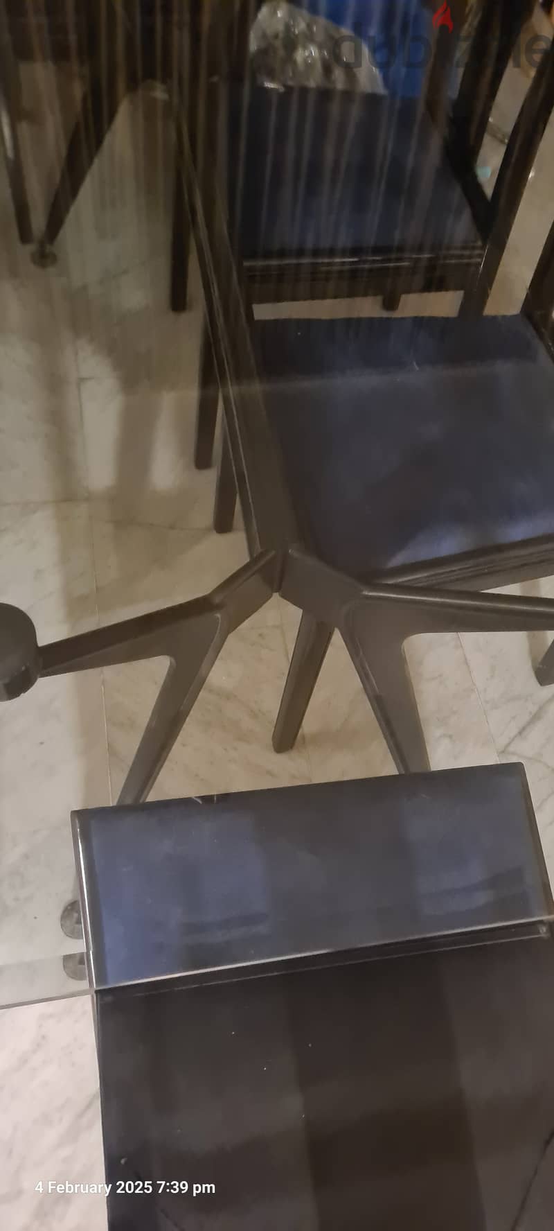 Bought from sleep comfort 30 years ago  looks like  new 1